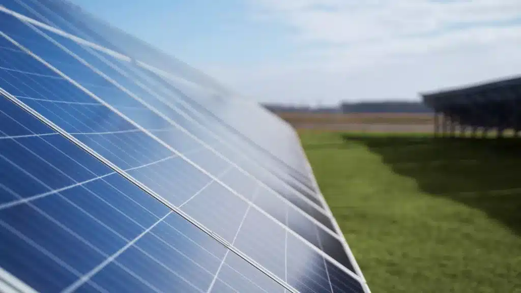 Photovoltaïque : tout ce qu’il faut savoir sur kit solaire, panneaux, onduleur et batterie